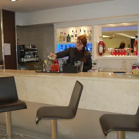罗马托尔沃加塔酒店