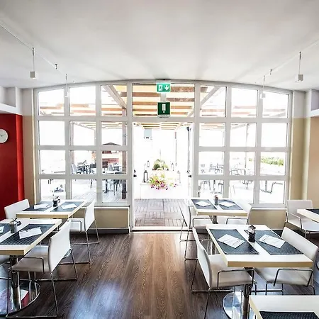 Tor Vergata Hotel 4*