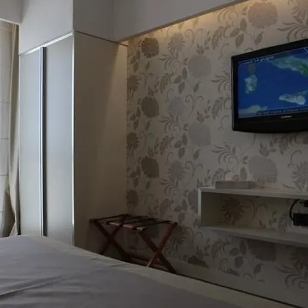 Otel Tor Vergata 4*