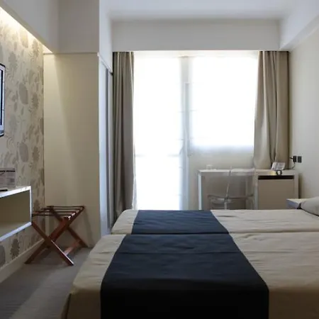 Otel Tor Vergata 4*